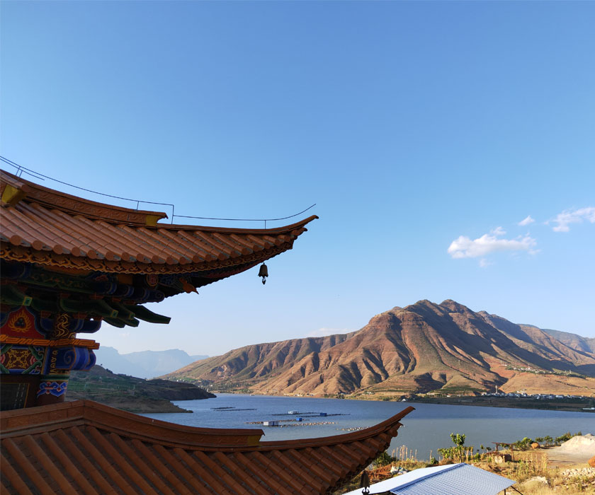 丽江永胜上六观音寺一角 